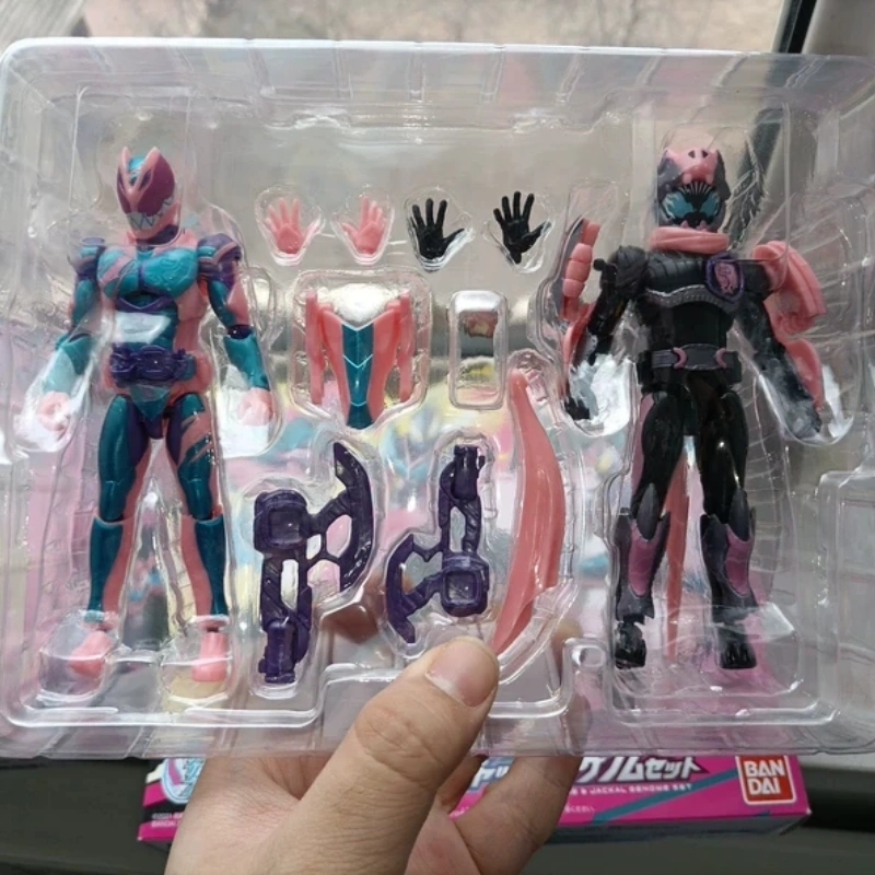 Bandai Kamen Rider Deluxe Supe - Cosplay Prop Building recensione e prezzo