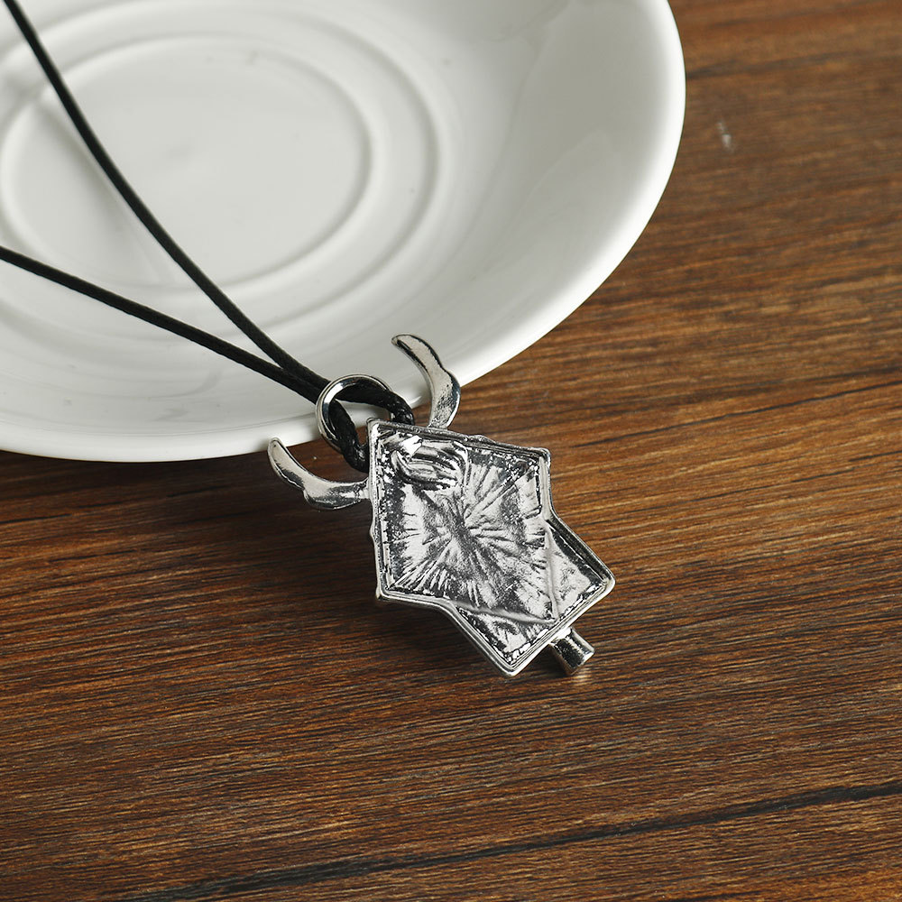 Collana con ciondolo certifica - Frieren Cosplay Prop recensione e prezzo