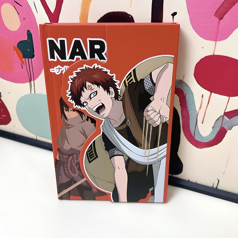 Libro con pagine a colori di A - Cosplay Prop Book recensione e prezzo