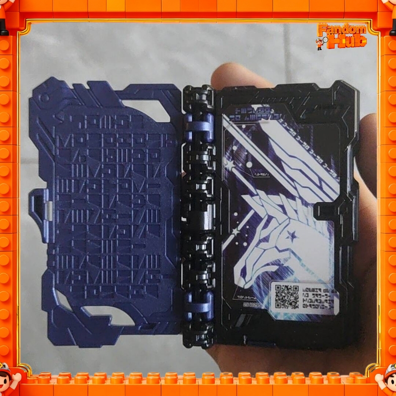 Bandai Kamen Rider Saber DX Wo - Cosplay Prop Book recensione e prezzo