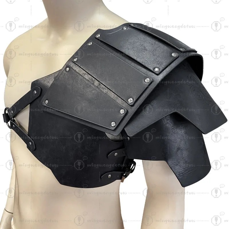 Armatura medievale monospalla  - Cosplay Prop recensione e prezzo