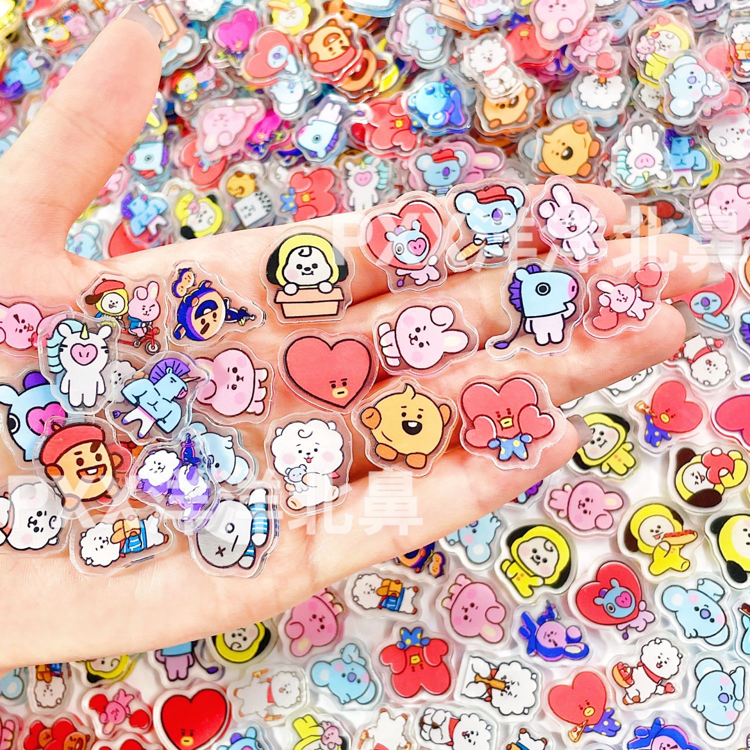 100 pezzi BT21 BTS in acrilico - Cosplay Material For Prop recensione e prezzo